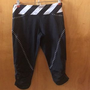 Lululemon Black crops with black & white stripes